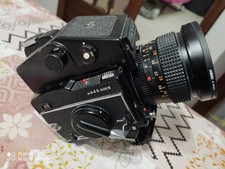 Mamiya 645 1000s con obiettivo wide angle 35mm Sekor C.