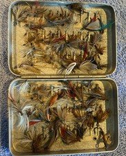 Lotto di 60 mosche da pesca a