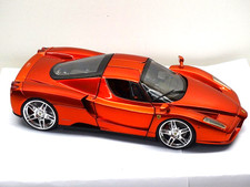 Hot Wheels 1:18 Enzo Ferrari