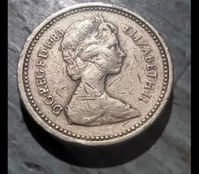 1983 ONE POUND QUEEN ELIZABETH