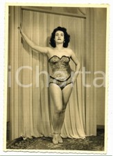 1955 SANREMO Ragazza posa in intimo - PIN UP - Foto 10x14 cm