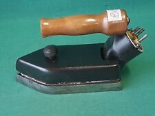 VECCHIO FERRO DA STIRO VINTAGE DA SARTORIA TRIDAX EXPOR MANICO IN LEGNO. BV60