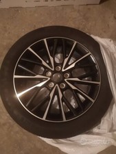 toyota ch-r    hybrid     cerchio originale   completo