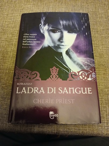 Libro ladra sangue di - di,