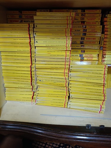 Lotto classici del giallo - i,