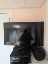Phillips 4000 LCD Tv 32"  Hd