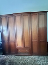 armadio guardaroba antico