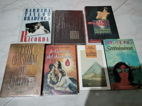 Romanzi stock - stock, libri)