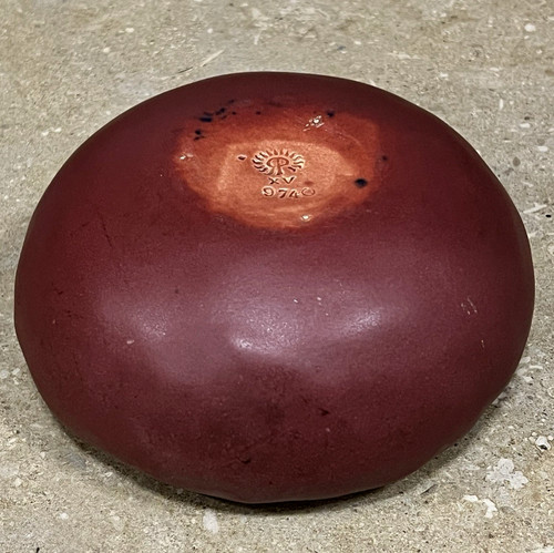 Antica ciotola mini armadio