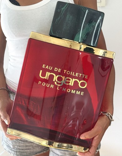 Geant factice ungaro homme - factice,