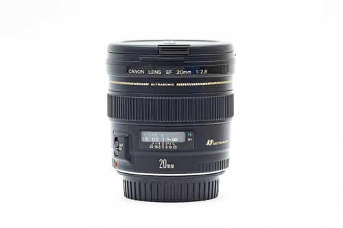Canon 20mm 8 usm - f2.8,