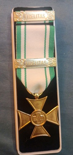 Croce rossa italiana - rossa,