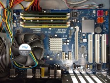 Combo ASrock P5B-DE + Intel