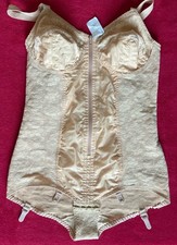 VINTAGE BUSTINO GUEPIERE SHAPEWEAR CORSET GARTERBELT