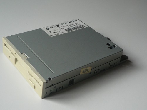 Unità floppy disk 1 - 3.5", 1,44mb