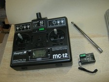 Trasmettitore Graupner MC 12 40 Mhz con ricevitore C 8 e coppia al quarzo