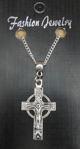 Collana con ciondolo