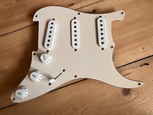 Fender squier standard - squier,