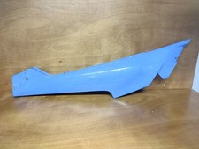 Carénage latéral droit