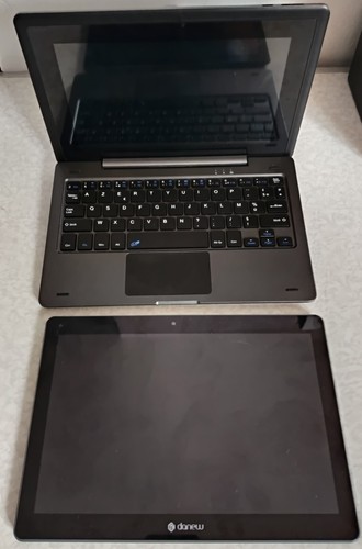 Lot tablettes dont 1 - lot, de