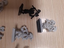 WARHAMMER FANTASY TOW DWARF'S ARMY 9 SLAYERS OOP