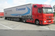 Truck photo Mercedes-Benz Actros 1844 Tarpaulin trailer Switzerland red D #b4pi