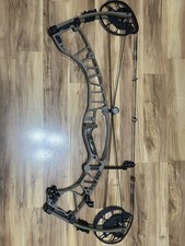 Hoyt Ventum 30 Compound Bow RH