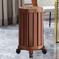 Set Di Sgabelli Impilabili Con