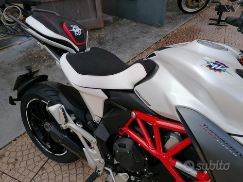 Rivestimento agusta turismo - rivestimento, mv