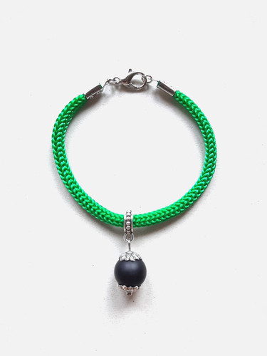 Braccialetto verde artigianale