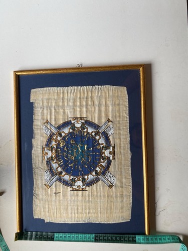 Papiro egiziano decorativo con