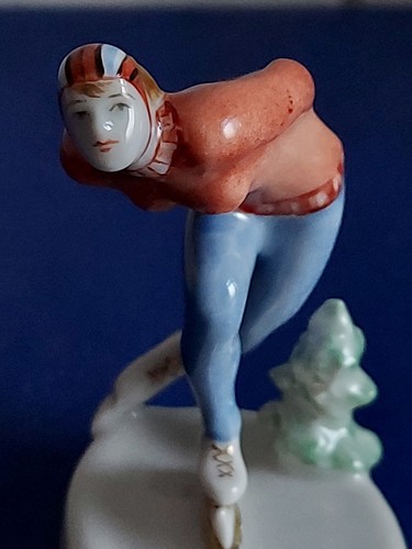 Statua porcellana dulevo - statua,