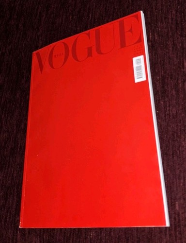 Vogue italia valentino da - valentino,