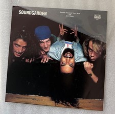 SOUNDGARDEN Room A Thousand