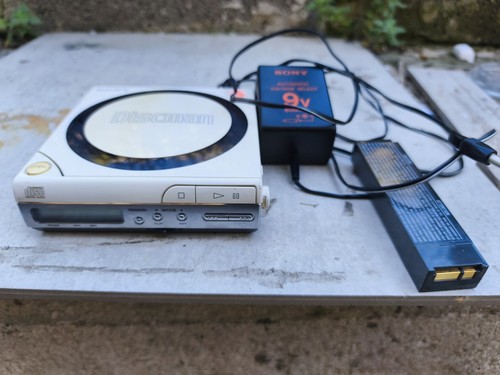 Sony discman white - sony, d-30
