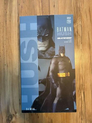 Medicom hush batman scale - 1/6,