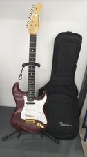 BACCHUS CUSTOM GUITAR