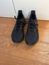 Scarpa adidas ultraboost nera light boost , indossate 3 volte, perfett.