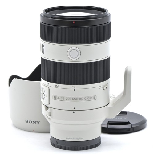 Sony 200mm 4 - f/4, macro