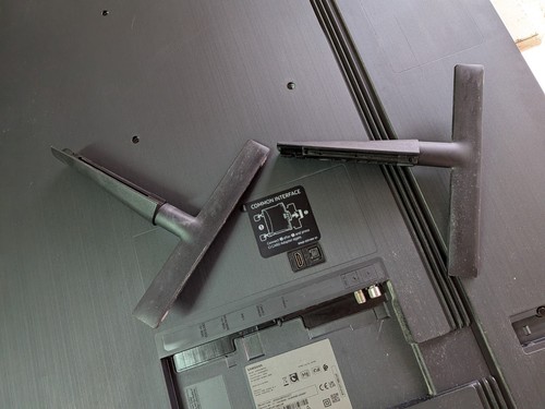 Ue55au8070u samsung piedini - ue55au8070u,