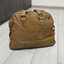 Yves Saint Laurent Muse