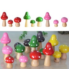 Set di 3 figurine di funghi