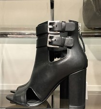 ZARA CUT-OUT LEATHER ANKLE