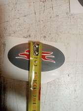 Adesivo ovale per cofano