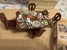 Sylvanian Families tavolo da pranzo vintage con 4 sedie e cena per 2 set 