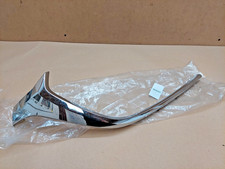 Modanatura cromata griglia