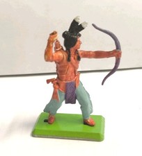Soldatino Britains LTD 1971 - Indiano Sioux a Piedi con Arco scala 1:32 