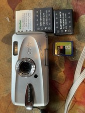 Pentax Optio W30 con batterie