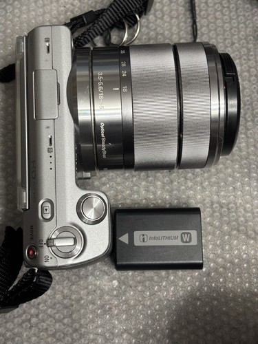 Fotocamera digitale compatta