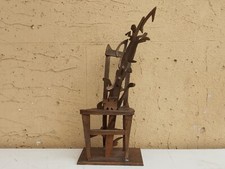 UGO NESPOLO SPLENDIDA SCULTURA IN BRONZO SEDIA STILIZZATA MONK AND SPHERE H 31,5